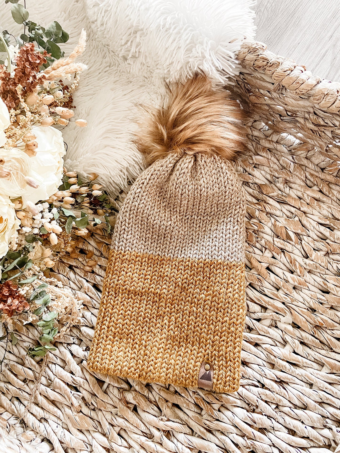 Cozy Knit Toque with Detachable Faux Fur Pom Pom Fall and Winter Hat for Women Oatmeal Cream & Mustard Toque