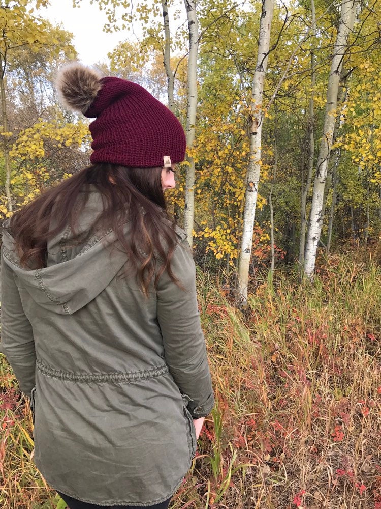 Cozy Knit Toque with Detachable Faux Fur Pom Pom Fall and Winter Hat for Women Burgundy Berry Toque