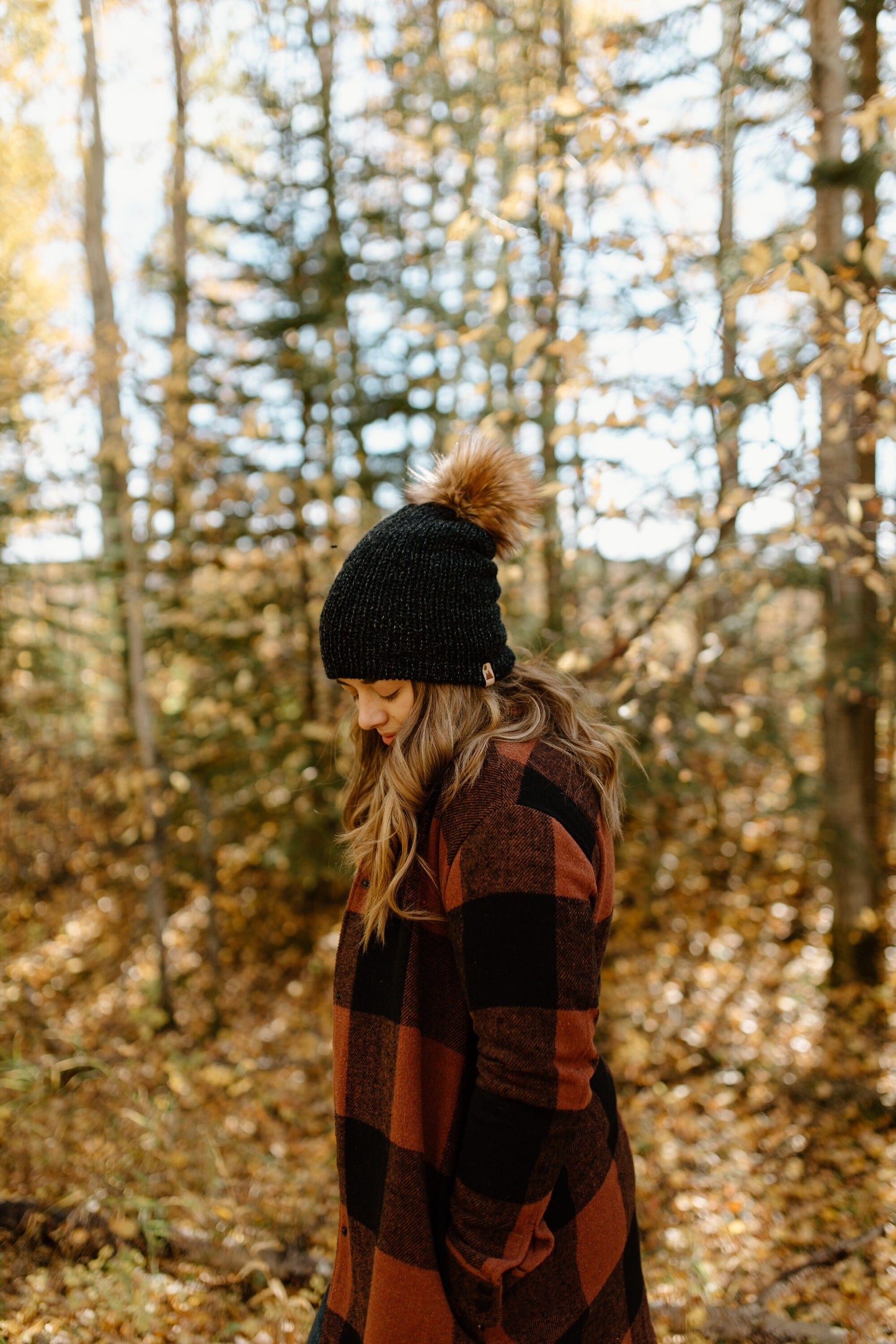 Cozy Knit Toque with Detachable Faux Fur Pom Pom Fall and Winter Hat for Women Black Toque