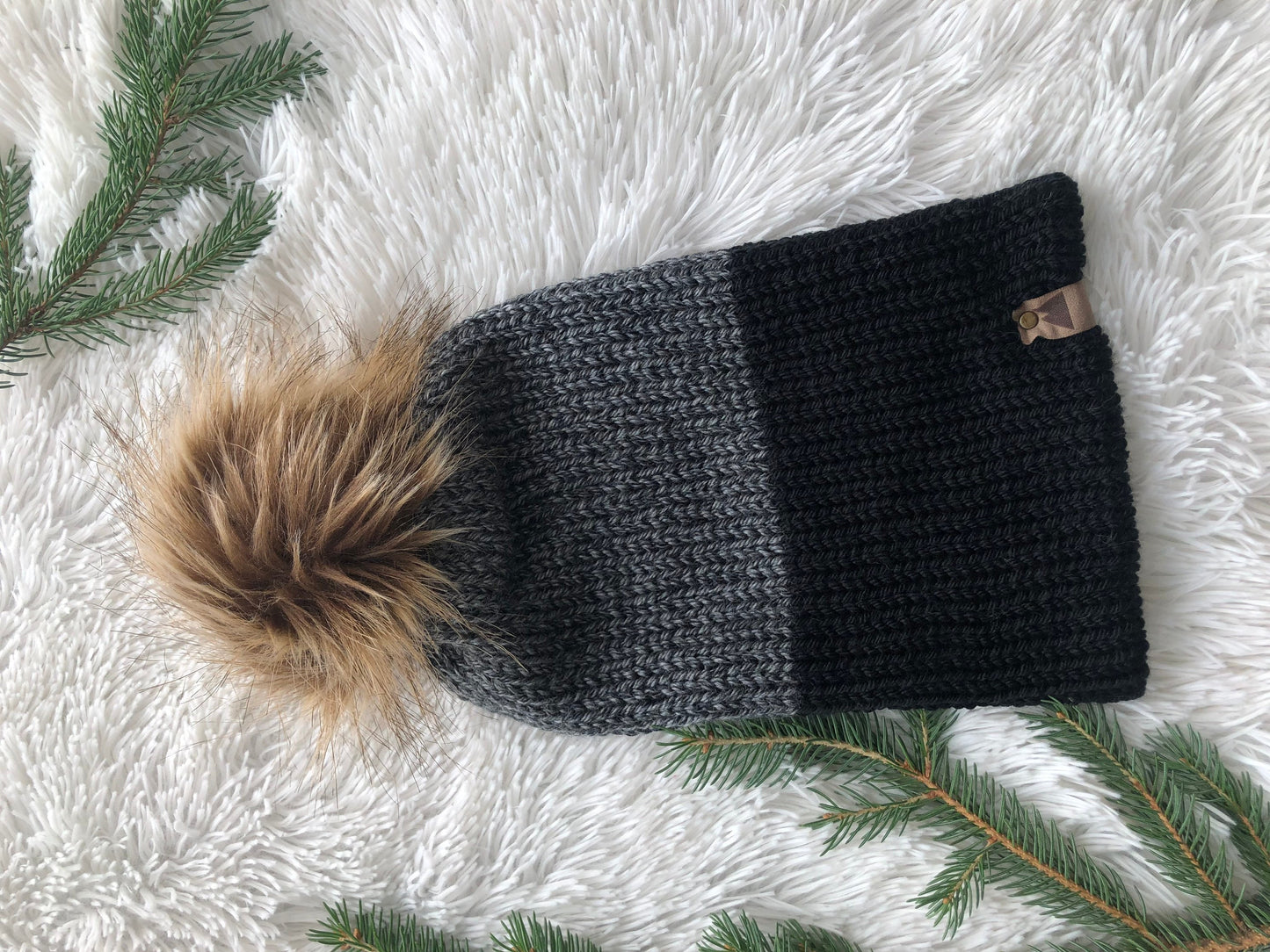 Cozy Knit Toque with Detachable Faux Fur Pom Pom Fall and Winter Hat for Women Grey Graphite & Black Two Tone Toque