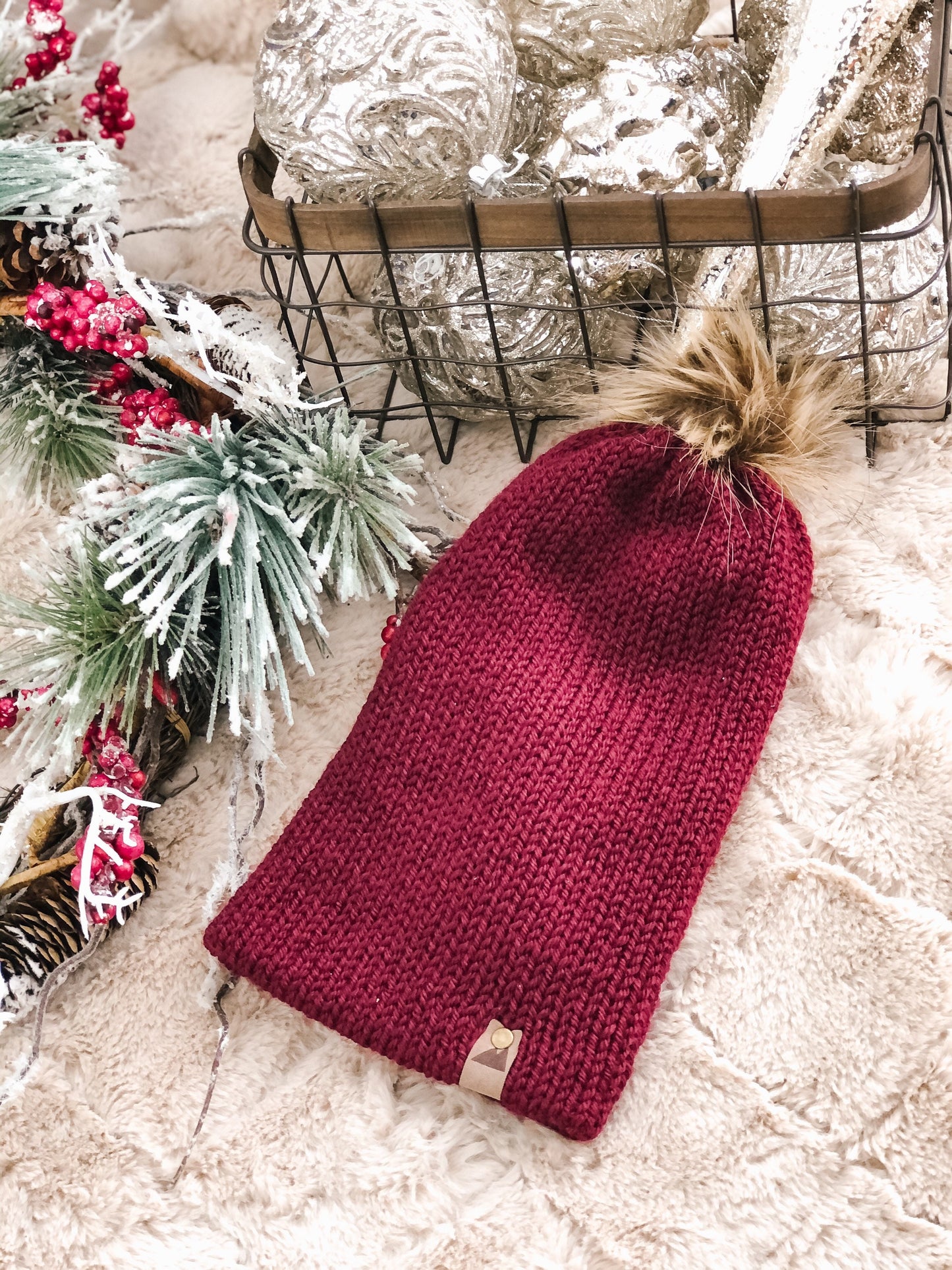 Cozy Knit Toque with Detachable Faux Fur Pom Pom Fall and Winter Hat for Women Burgundy Berry Toque